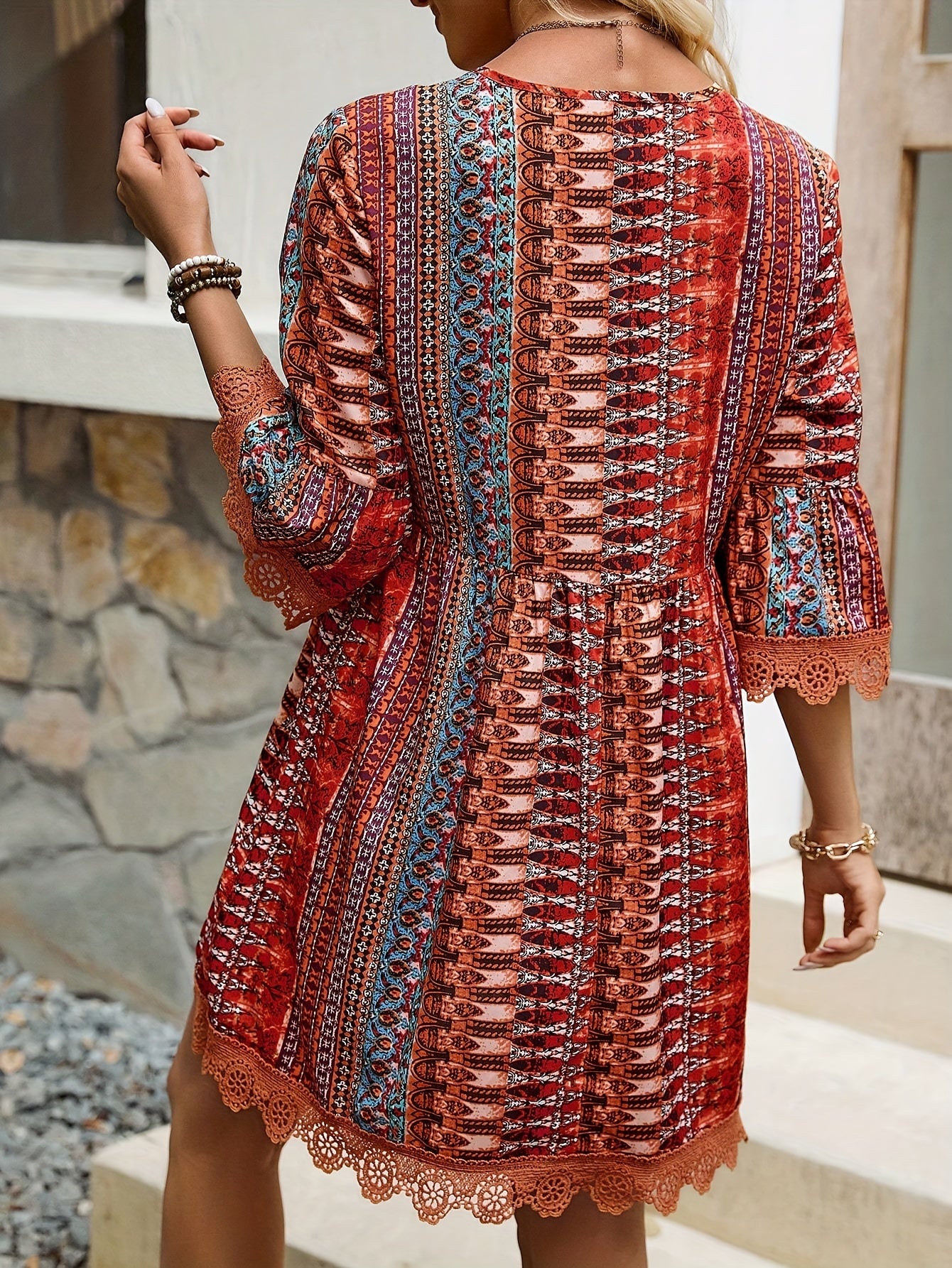 Rayzella™ – Robe Bohème Chic à Manches 3/4 Colorée et Fluide pour Été