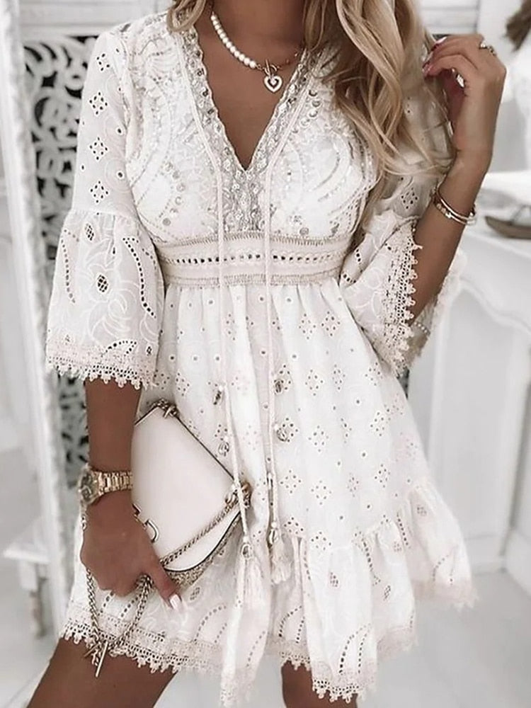 Robe de soirée dentelle chic pour femme