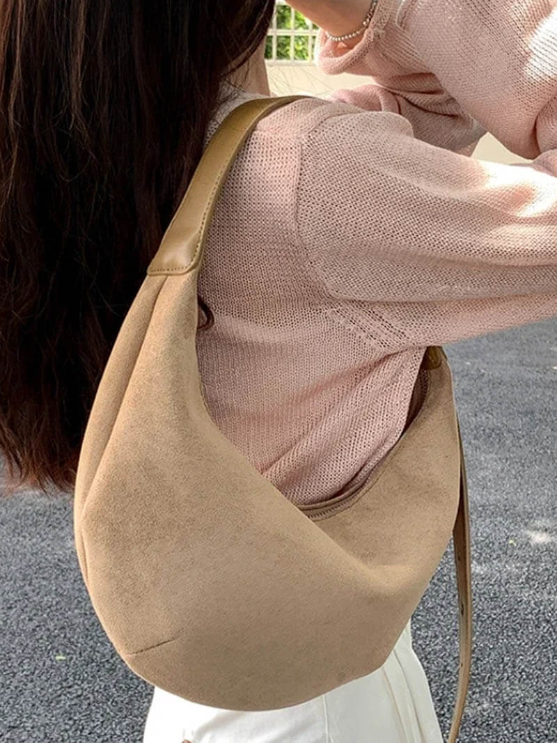 Sac à Main Cuir Souple en Forme de Croissant