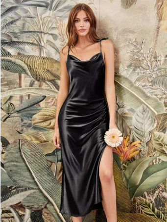 Robe Soirée Satin Col Rond Fente Arrière Élégante