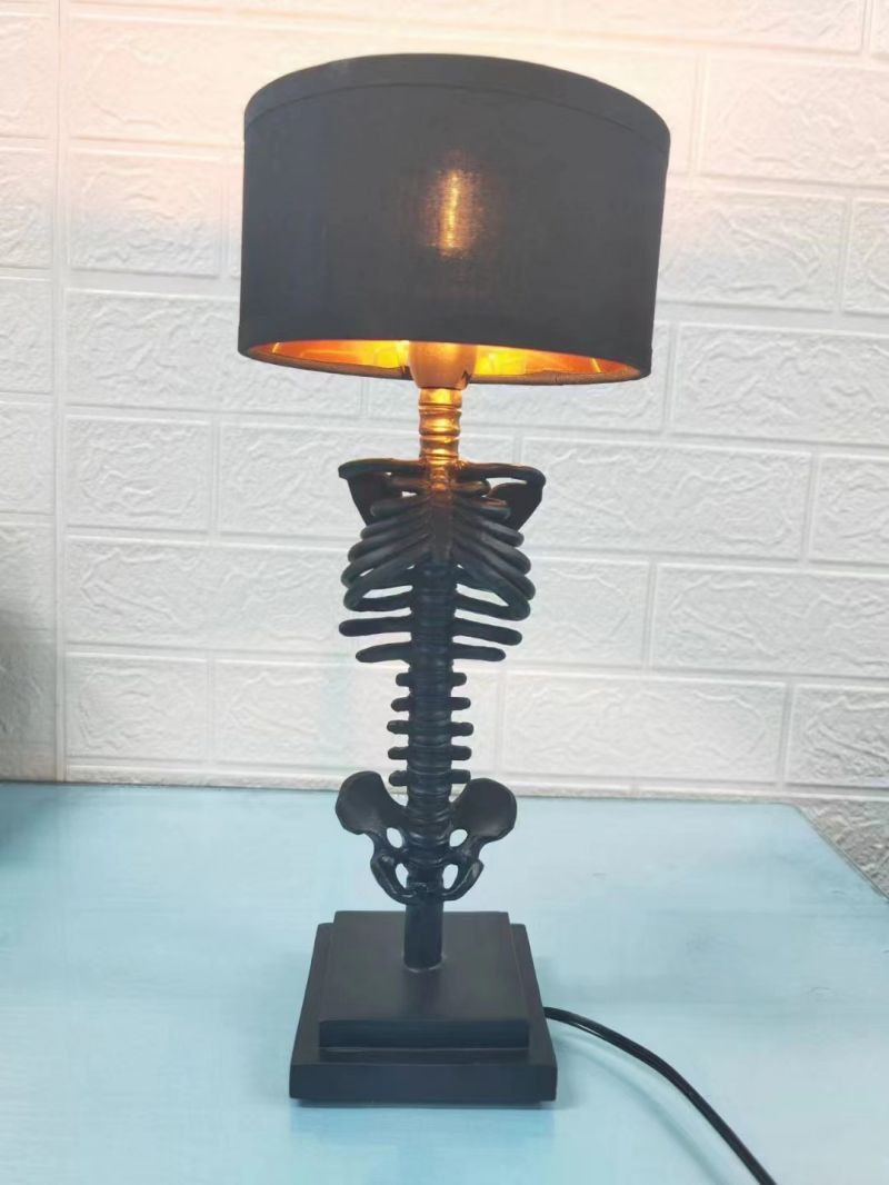 SkullLight™ – Lampe de Chevet Gothique Squelette LED Moderne pour Chambre & Halloween