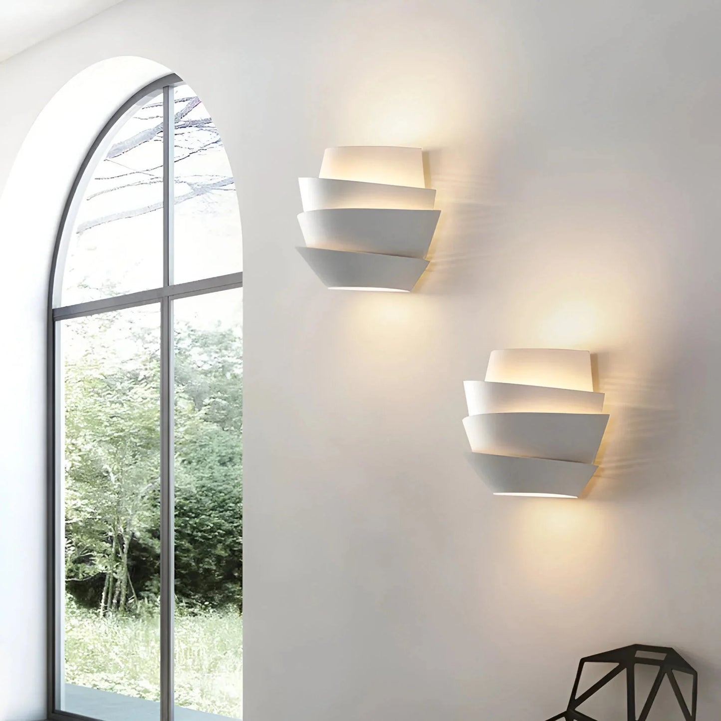SolaraGlow™ – Applique Murale Élégante avec Éclairage Doux