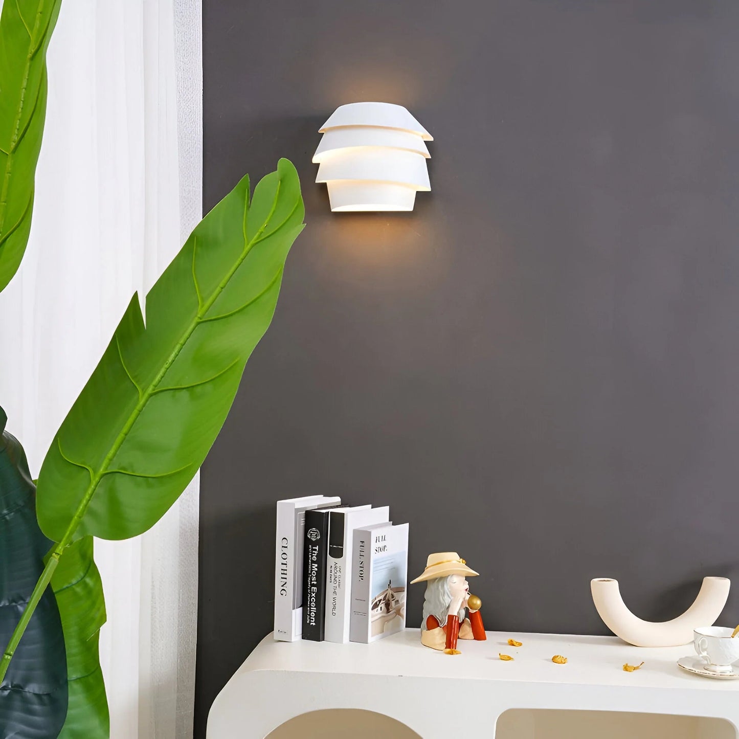 SolaraGlow™ – Applique Murale Élégante avec Éclairage Doux