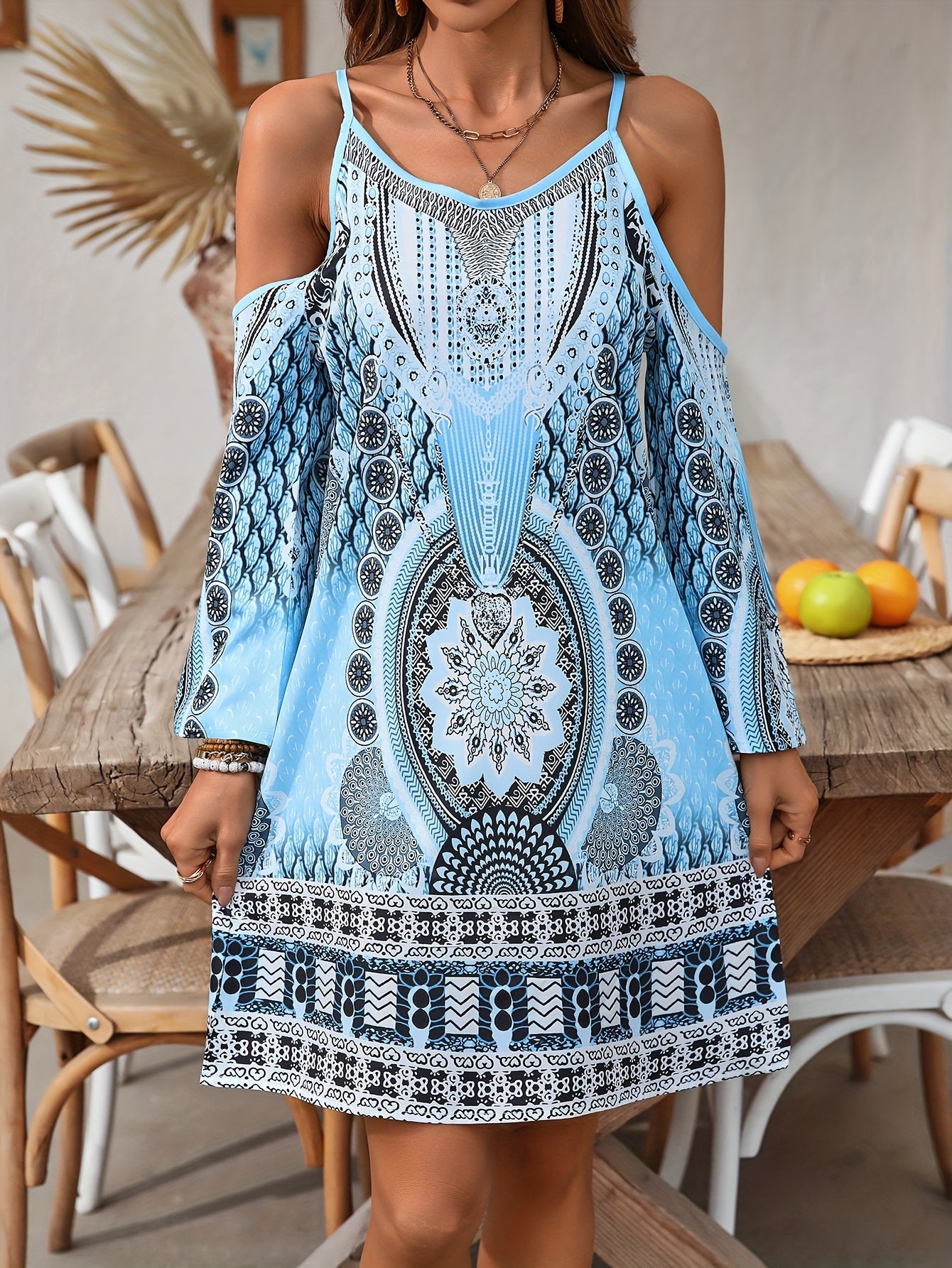 Soleandra™ – Robe Bohème Chic Mi-Longue à Imprimé Vintage Sans Manche Été