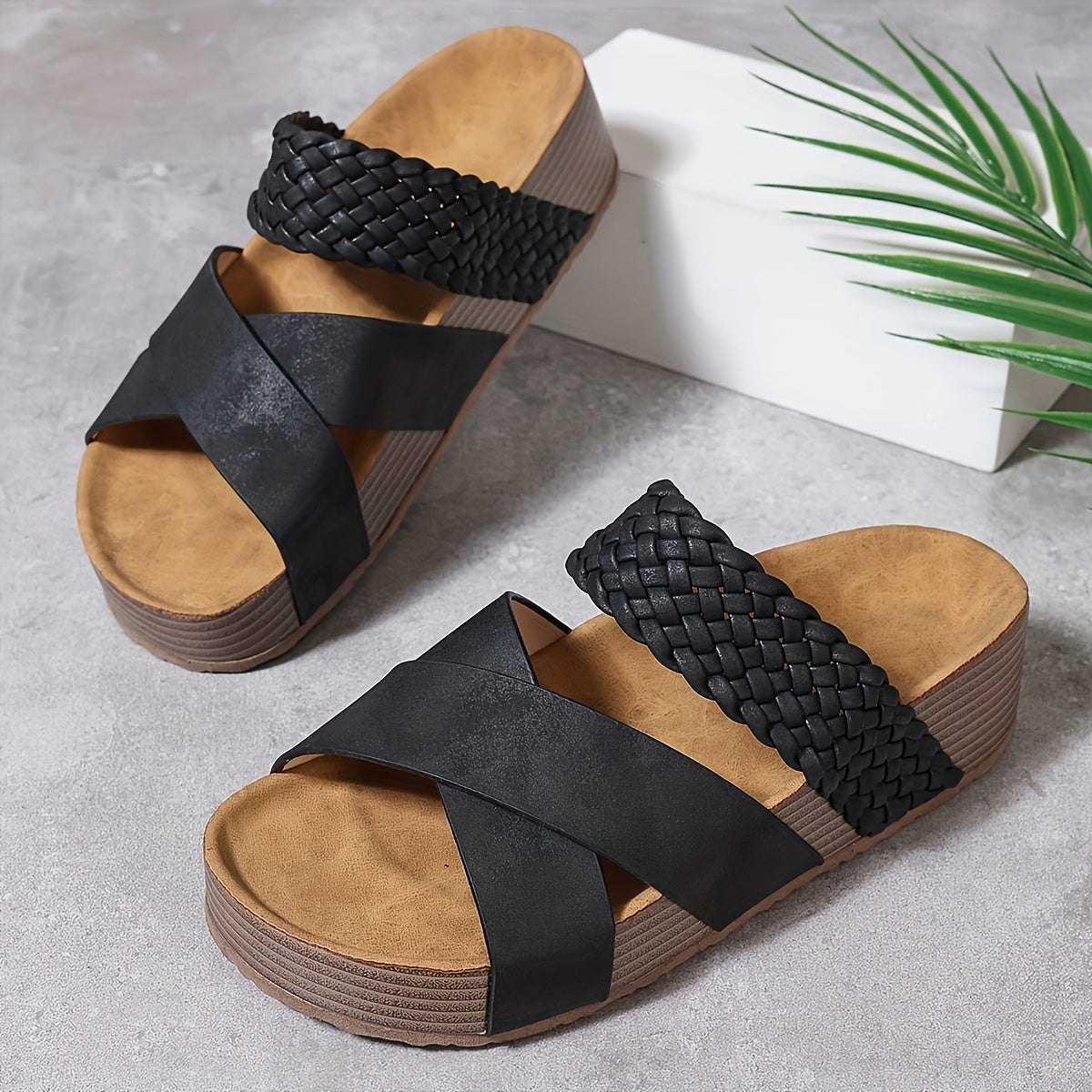 Solyva™ – Sandale Femme Chic et Confortable à Brides Tressées & Plateforme Été