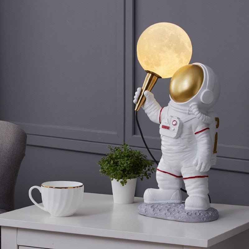 Stellune™ – lampe de table d'astronaute