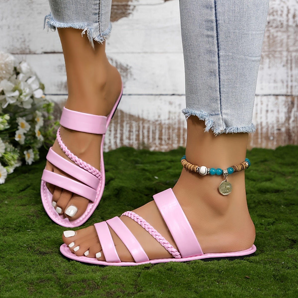 Tressalia™ – Sandales Plates Femme en Similicuir Tressé Été Confort