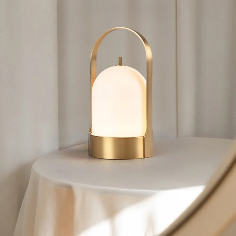 Lampe de Bureau LED Compacte et Rechargeable - PanierRoyale