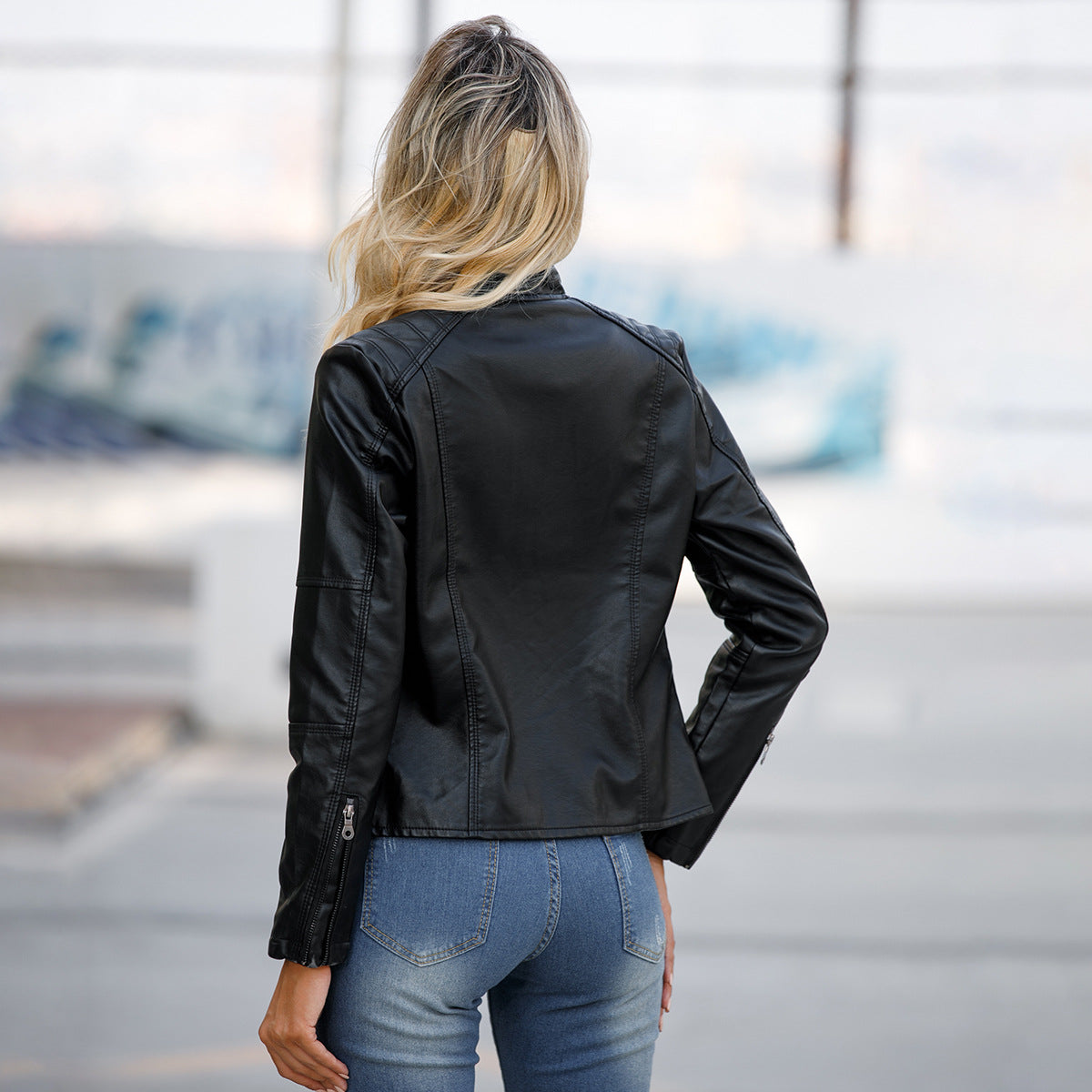 Veloria™ – Veste Femme en Cuir Zippée Style Biker Élégante