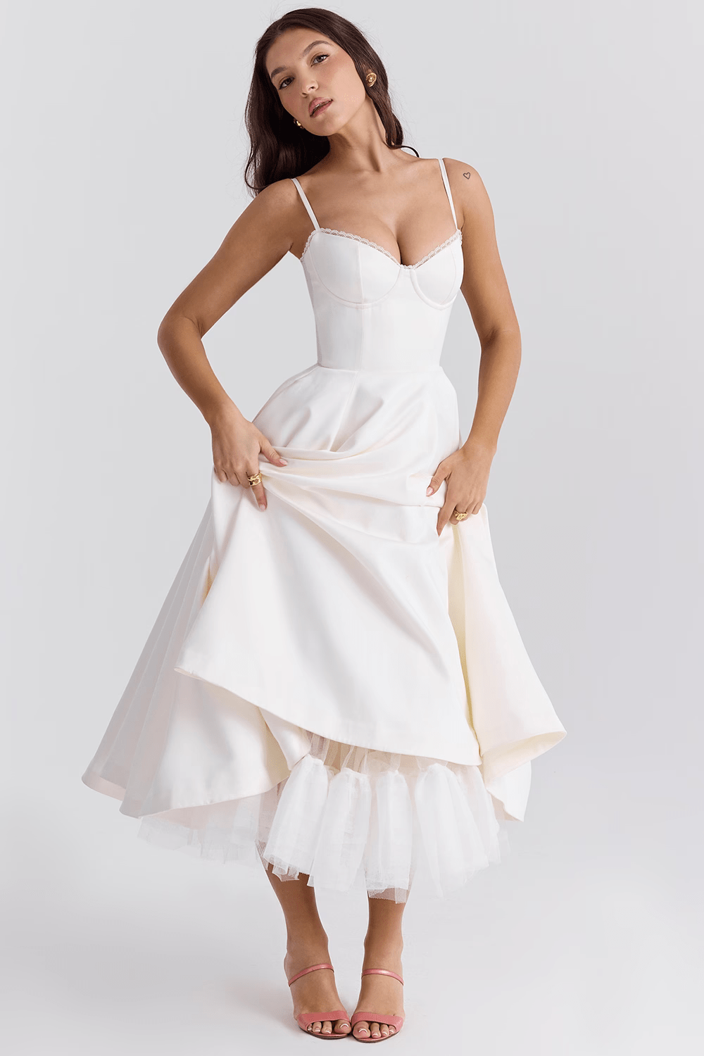 Velvessa™ – Robe Évasée en Satin de Soirée Longue Chic Élégance et raffinement