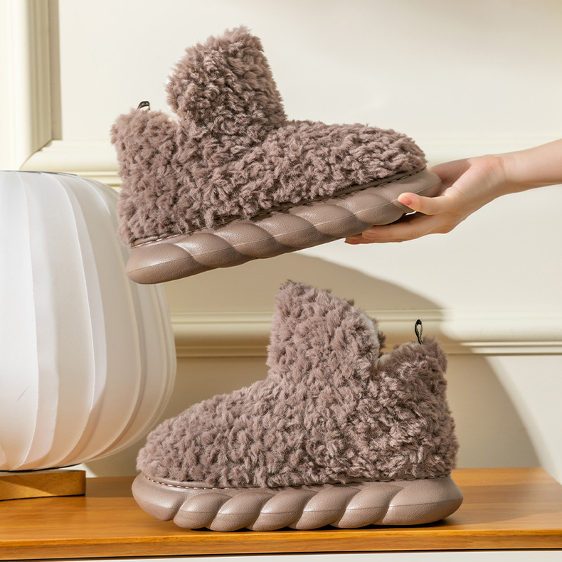 Chaussons Femmes Peluche Chauds et Confortables