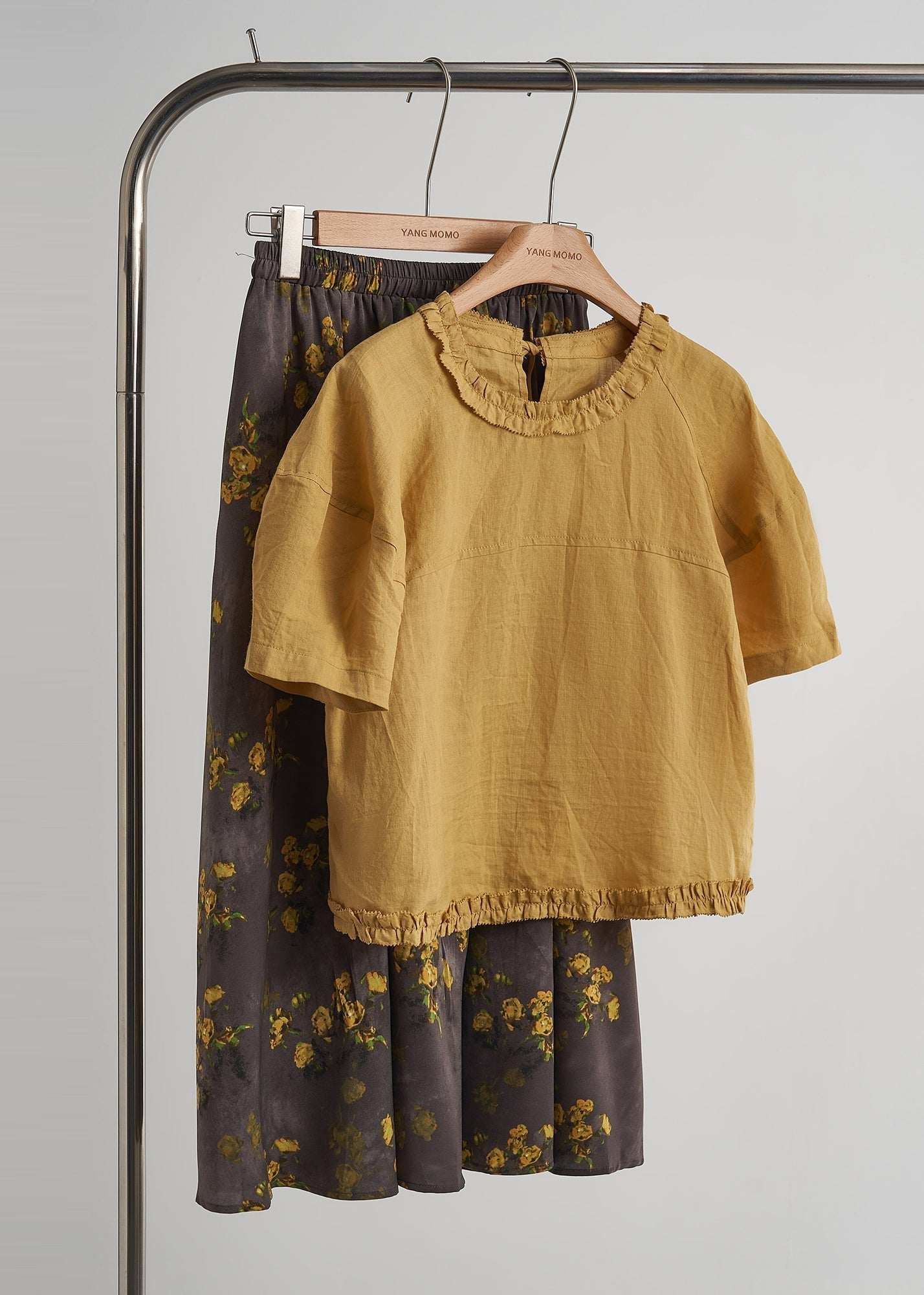 Joli deux pièces été jaune en coton léger imprimé - EasyApparels