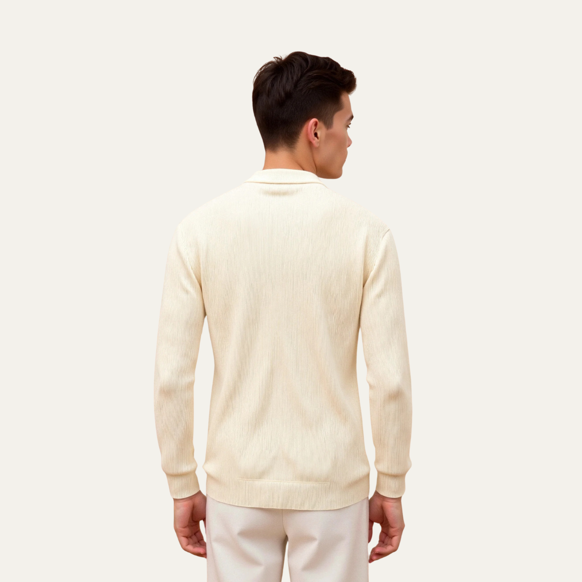 VogeLuxe | Pull bomber zippé côtelé élégant pour homme 4