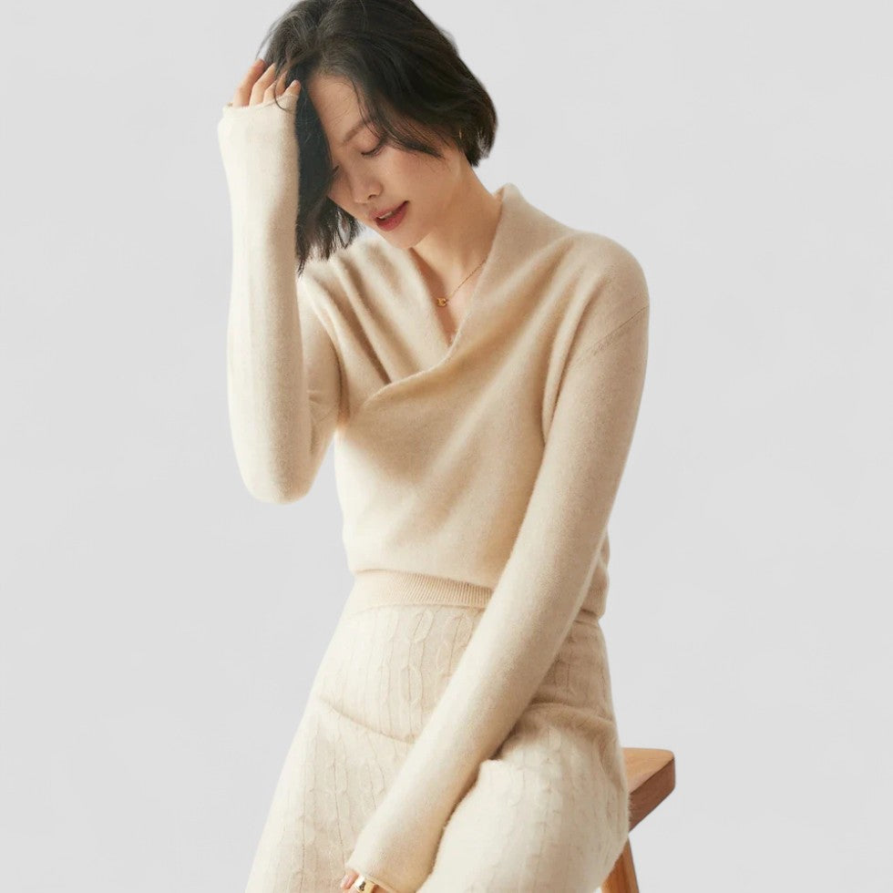 VogeLuxe | Pull en cachemire croisé pour femme 4