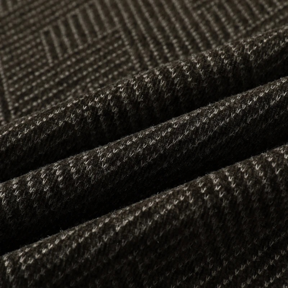 VogeLuxe | Pull ras du cou en maille chevron pour homme 5