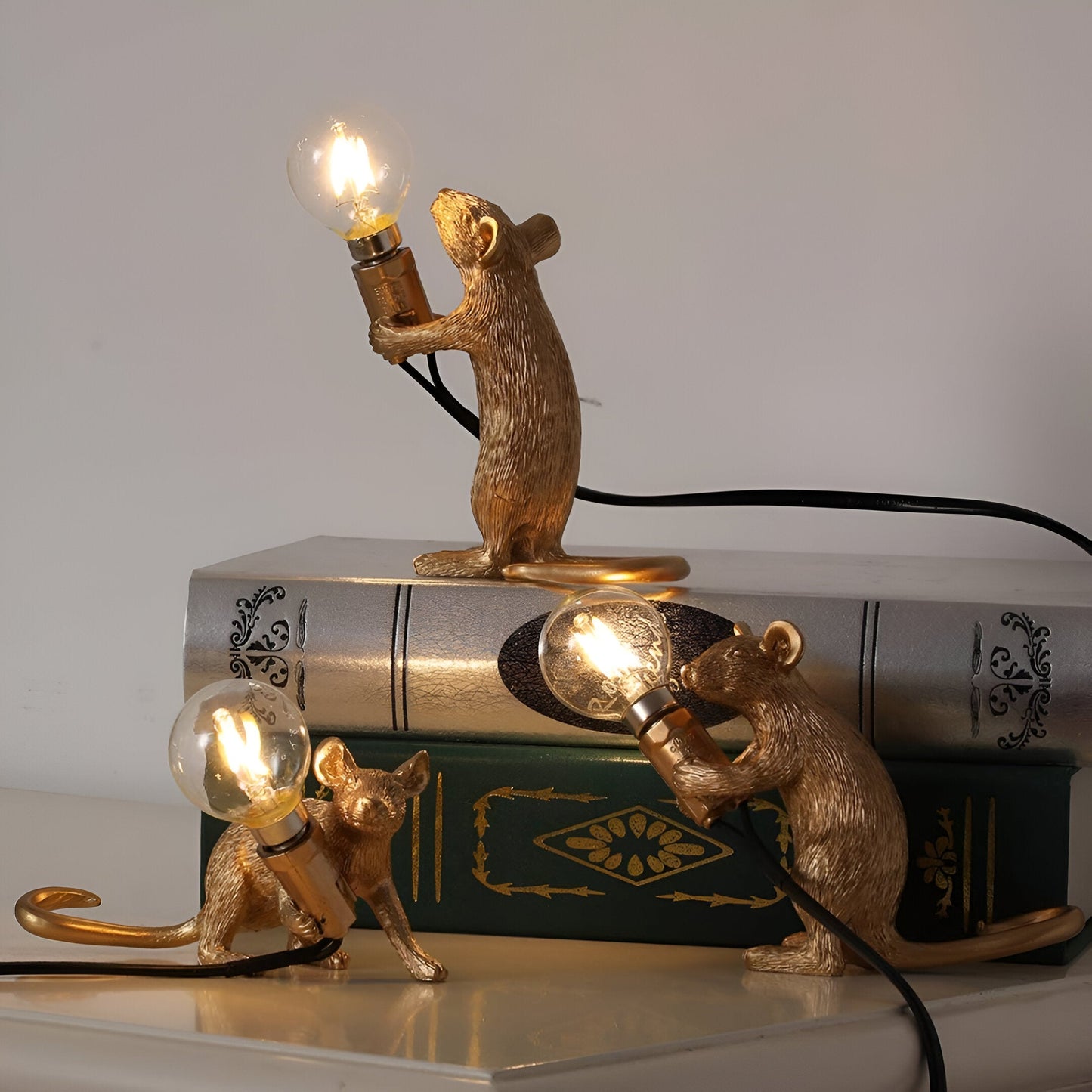 WhiskerGlow™ – Lampe de Table en Forme de Souris avec Éclairage Doux