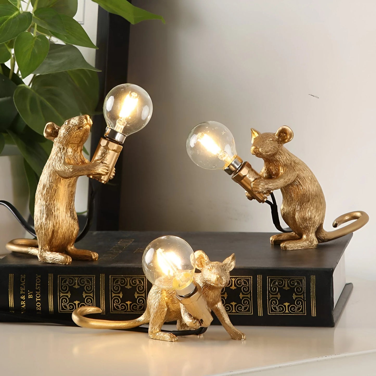 WhiskerGlow™ – Lampe de Table en Forme de Souris avec Éclairage Doux