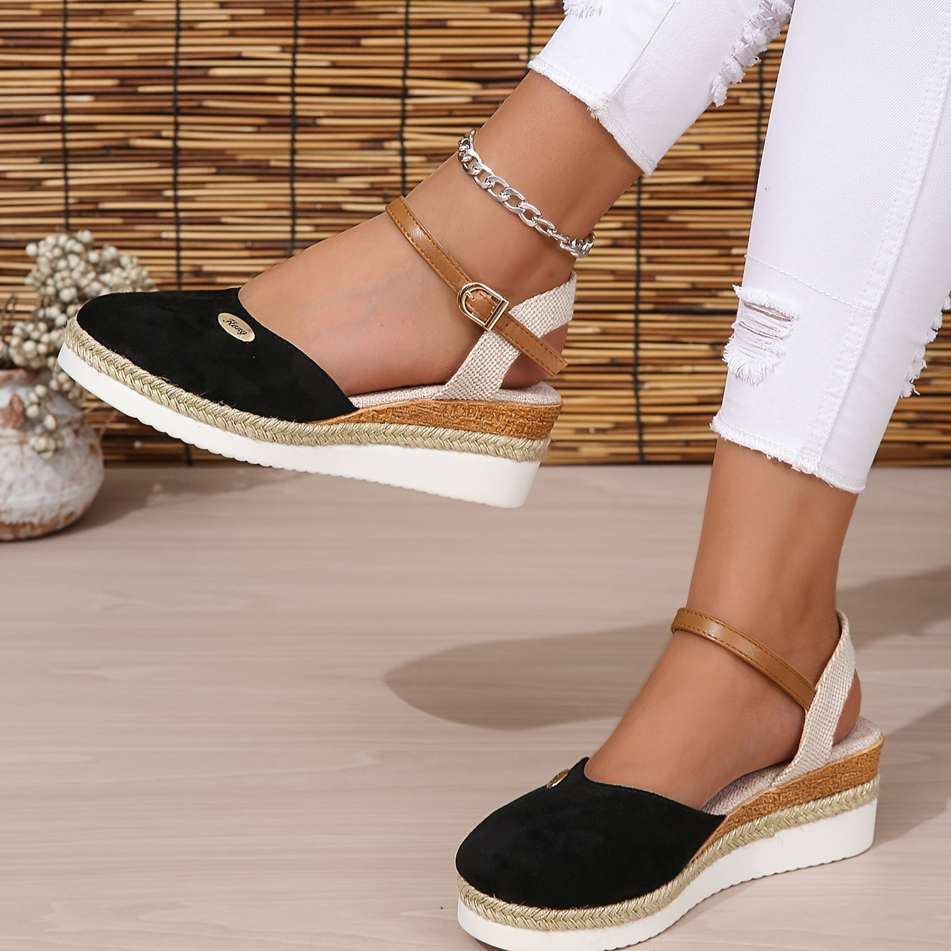 Zanira™ – Sandales Compensées Femme Chic et Confortable à Bout Fermé Été