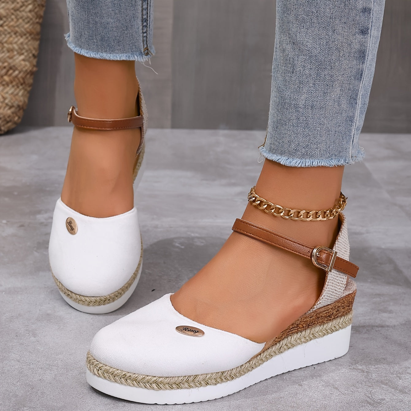 Zanira™ – Sandales Compensées Femme Chic et Confortable à Bout Fermé Été