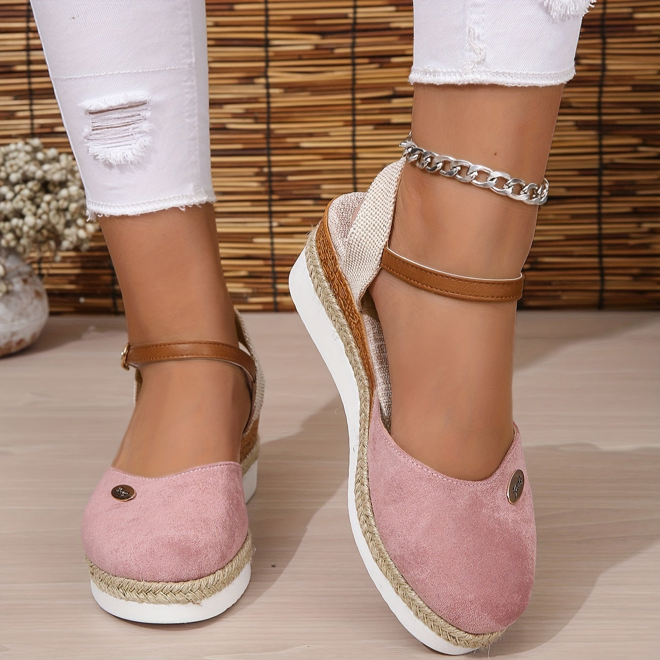 Zanira™ – Sandales Compensées Femme Chic et Confortable à Bout Fermé Été