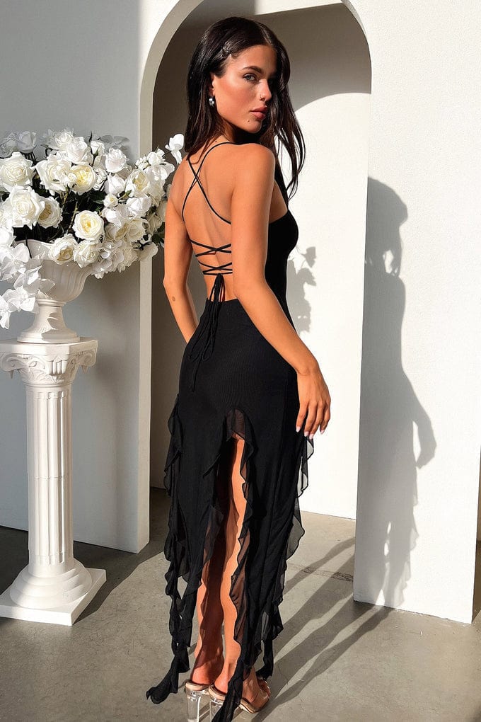 Robe de Soirée Noire Élégante avec Ruches Asymétriques