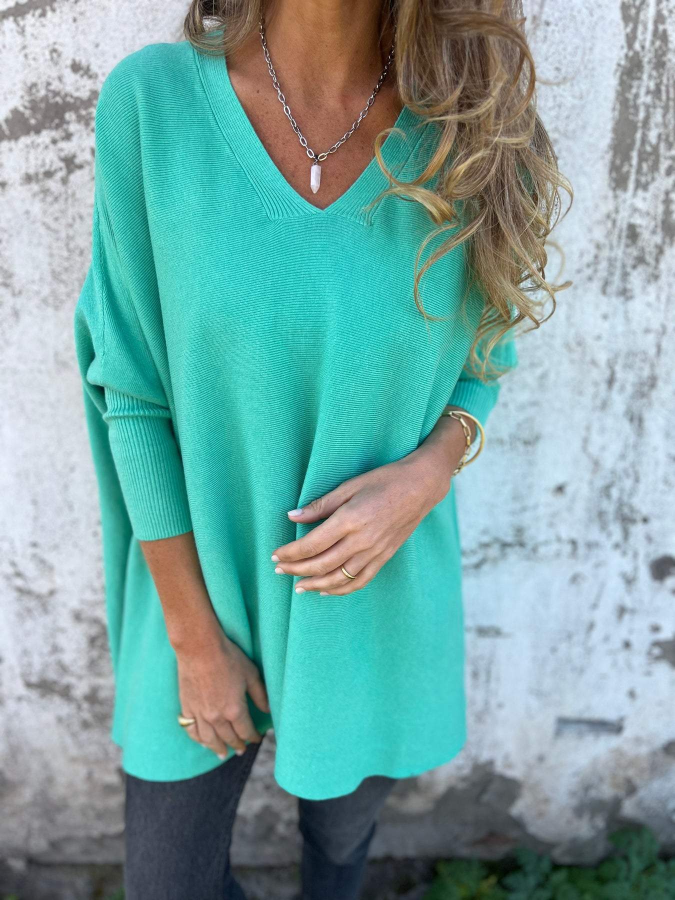 Pull Femme Noir Élégant Manches Longues