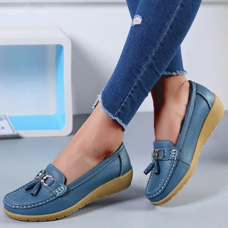 Mocassins Décontractés à Pompons en Cuir