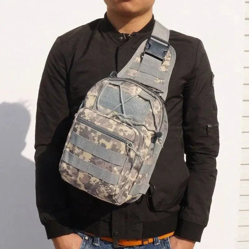 Sac à dos Homme Randonnée Étanche et Réglable