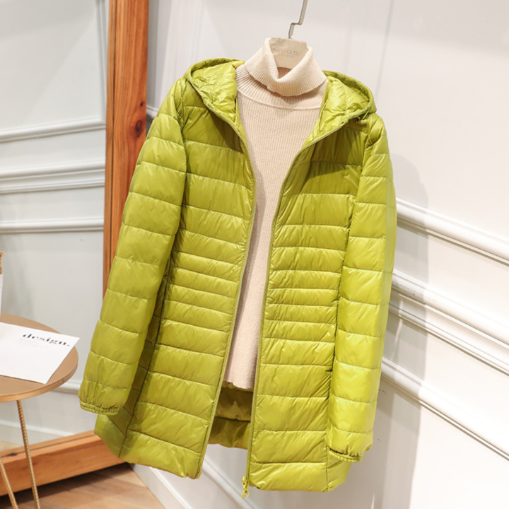 Veste Imperméable Femme Légère avec Capuchon et Coupes Courtes