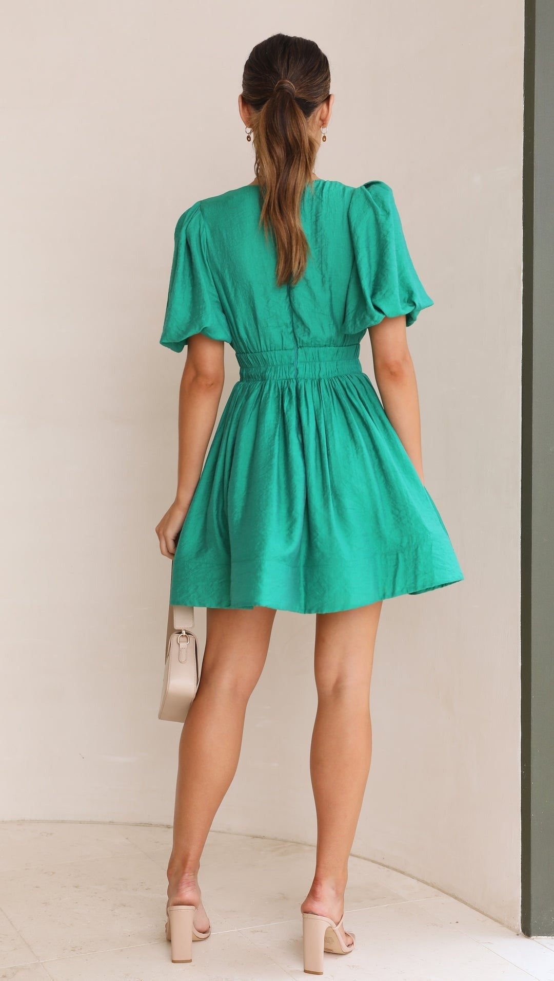 Robe Printemps Femme Courte à Manches Bouffantes