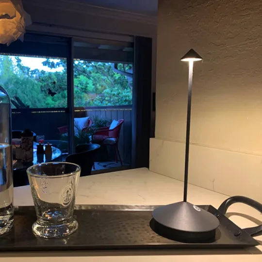 Lampe de Table LED Restauration Chaude et Dimmable