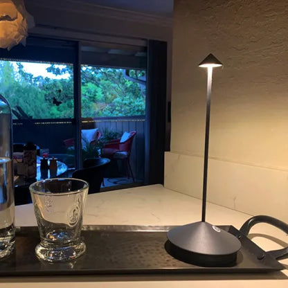 Lampe de Table LED Restauration Chaude et Dimmable