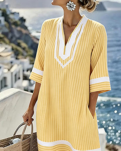 Robe Femme Col en V Manches Courtes Coupe Droite