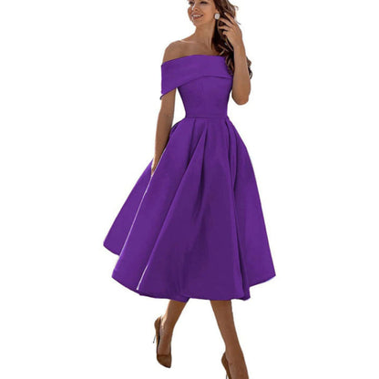 Robe Féminine Évasée Découpe Épaules