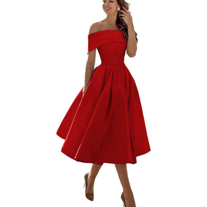 Robe Féminine Évasée Découpe Épaules