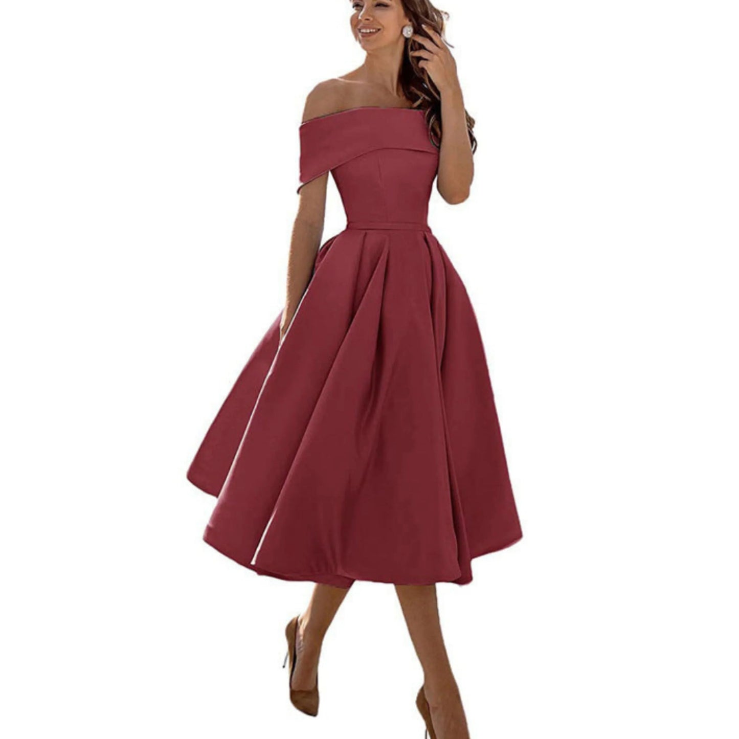 Robe Féminine Évasée Découpe Épaules