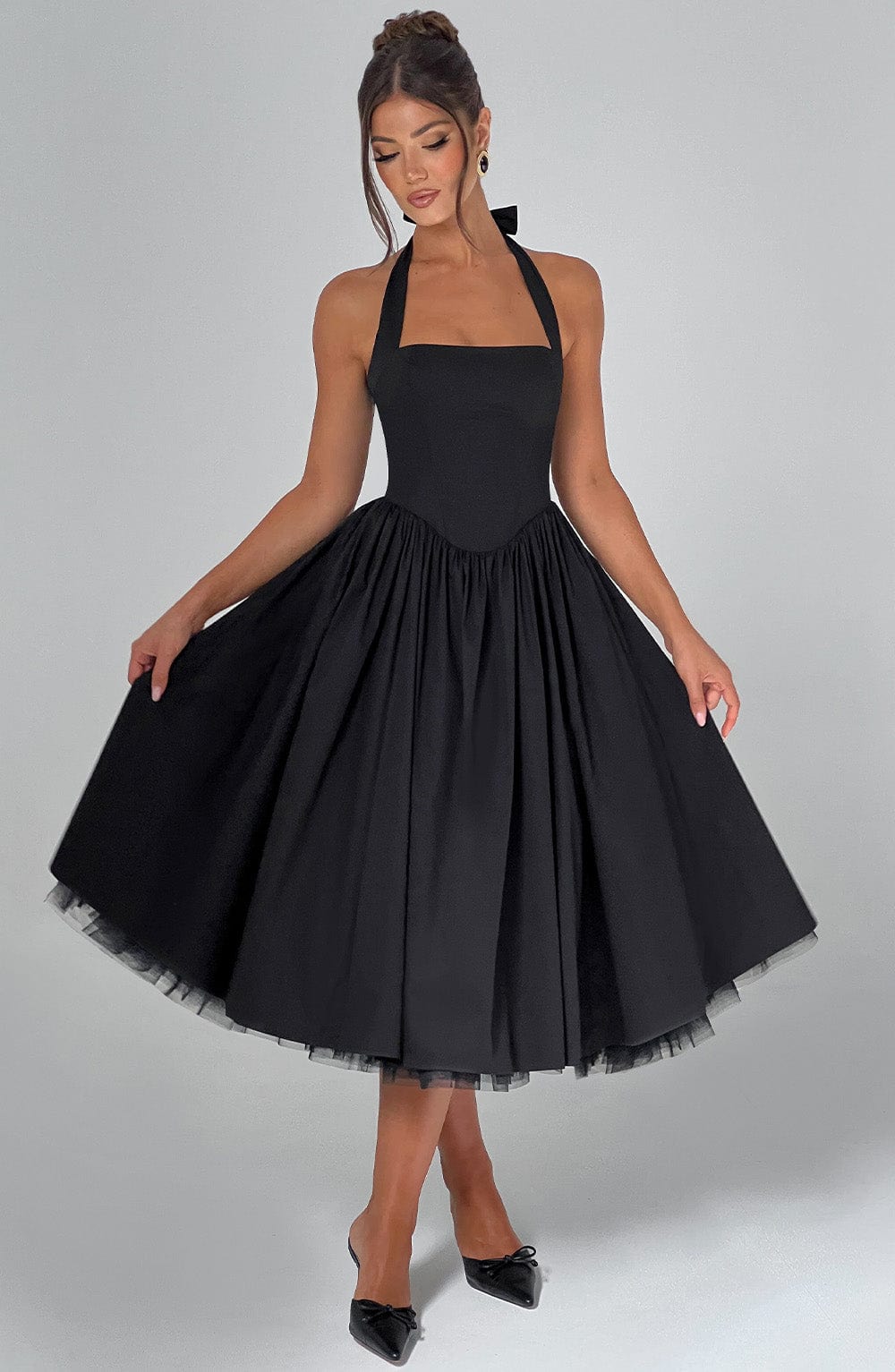 Robe de mariée invitée midi élégante pour femmes