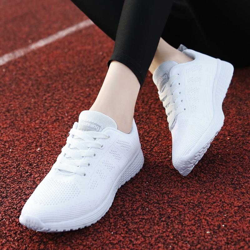Chaussures running femme gris et rose respirantes