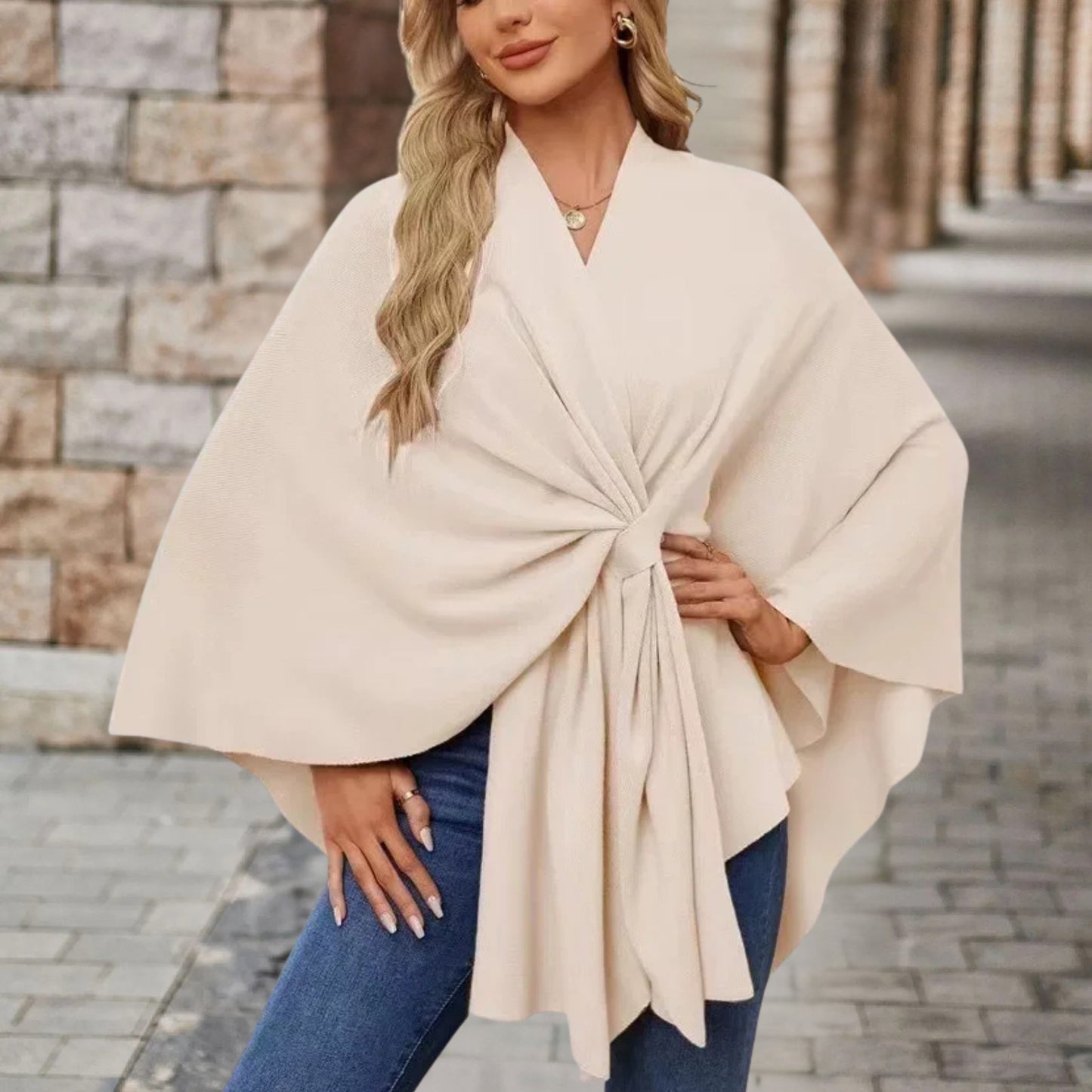 Top femme cape décolleté avec nœud devant