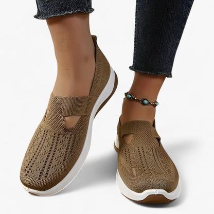 Chaussures femme légères et élégantes à talon plat
