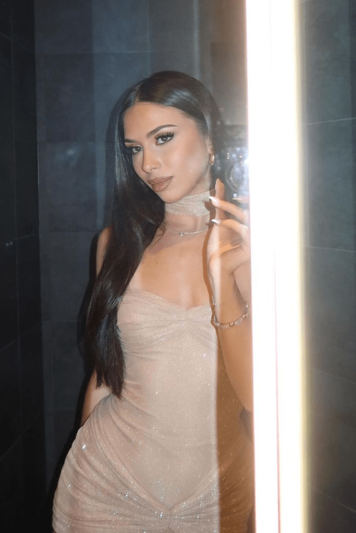 Robe Soirée Élégante Transparente et Glamour
