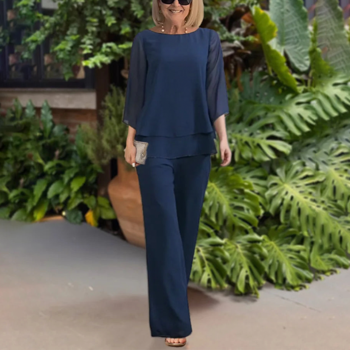 Tenue Femme 2 Pièces : Haut Manches Courtes et Pantalon Chaud et Confortable - PanierRoyale