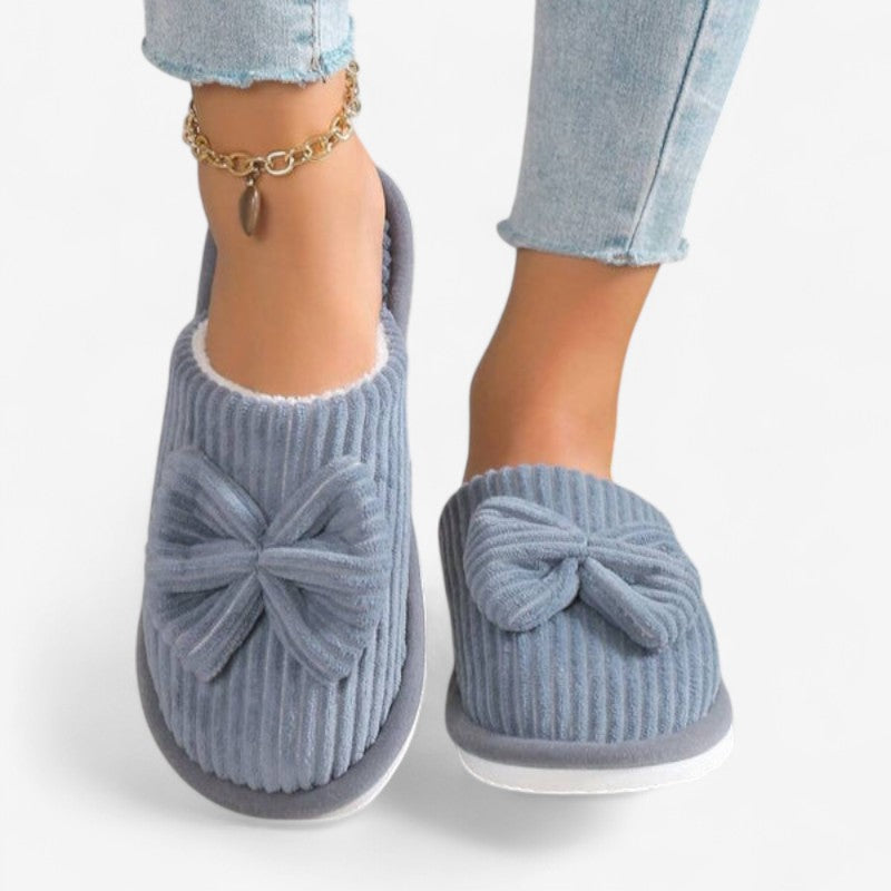 Chaussons Peluche Confortables avec Nœud