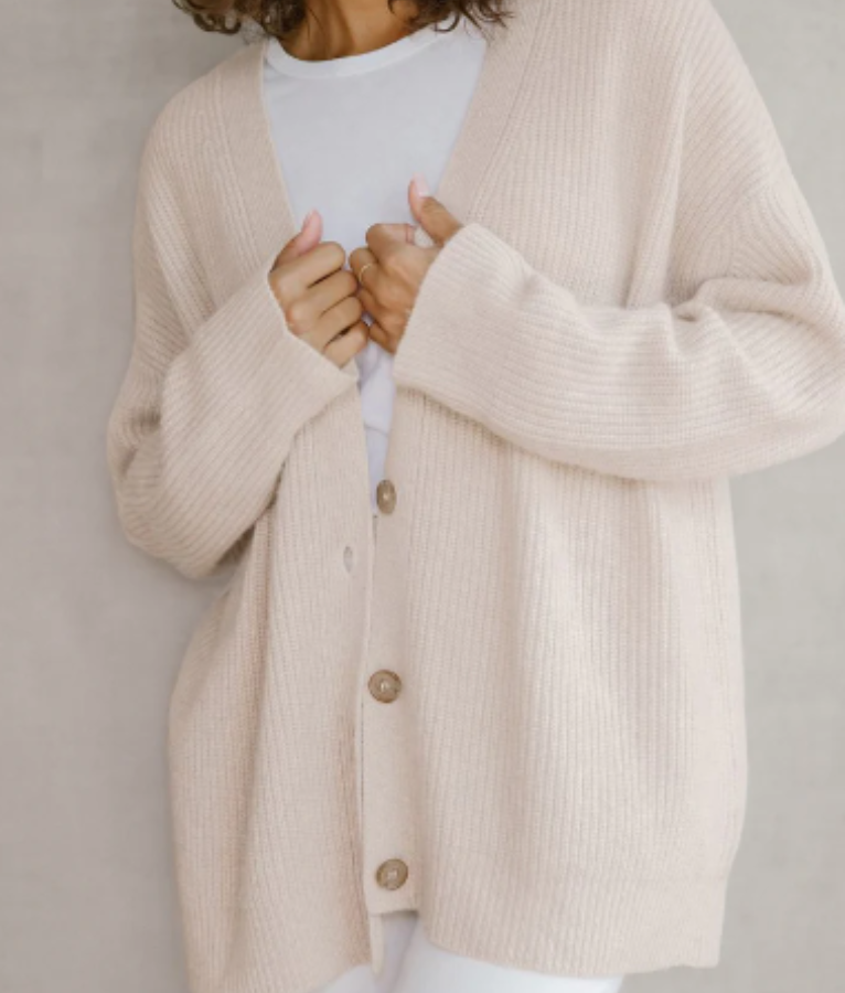 Cardigan Femme Long Manches Élégant et Confortable