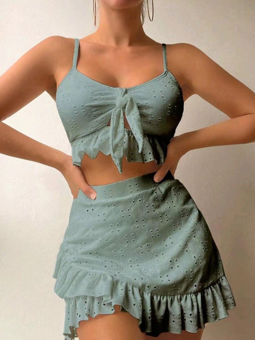 Maillot de Bain Féminin 3 Pièces Dentelle et Haut de Bain Élégant