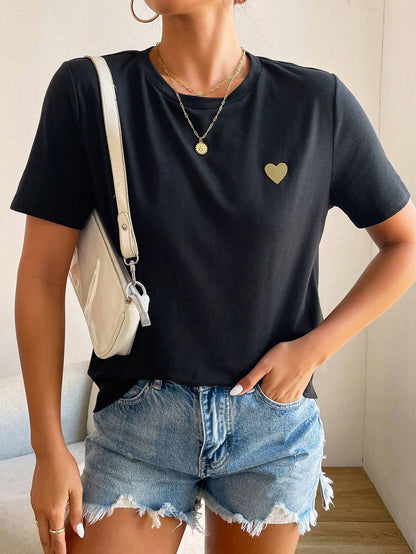 T-Shirt Femme Minimaliste à Détail Cœur