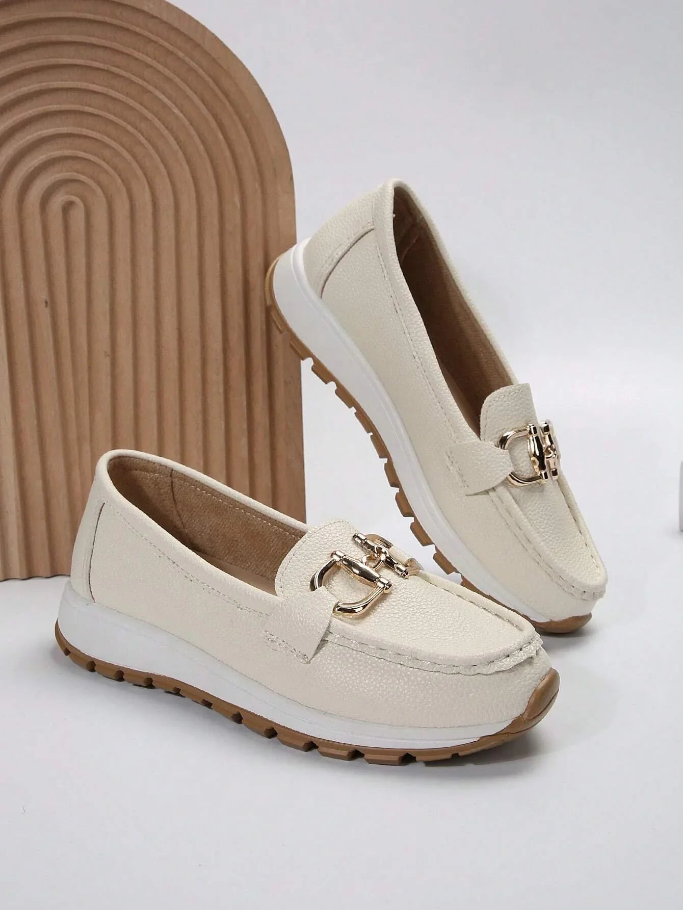 Mocassins Femmes élégants avec détail métallisé