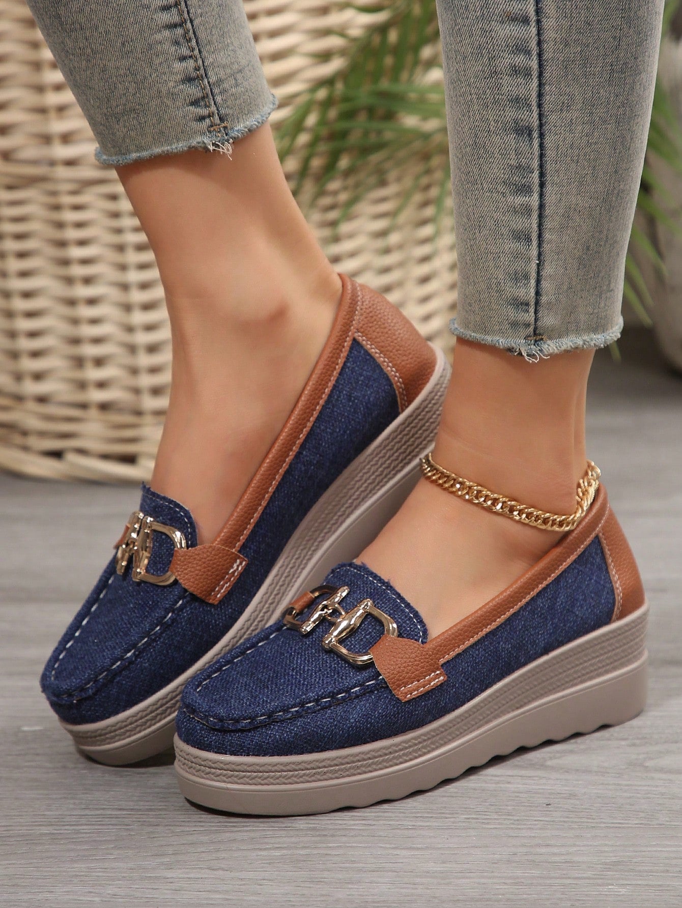 Mocassins Femmes élégants avec détail métallisé