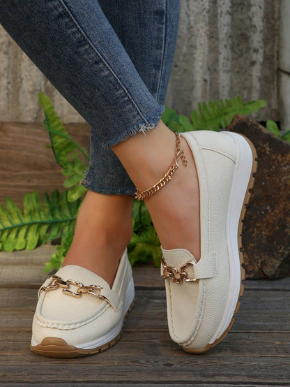 Mocassins Femmes élégants avec détail métallisé