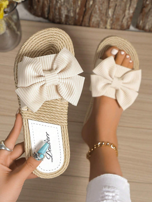 Sandales Boho à nouettes et semelle tressée - Confortable et tendance - BerlinGlamour